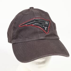NFL New England Patriots Black Red Logo OTS Strapback Packable Hat Gray